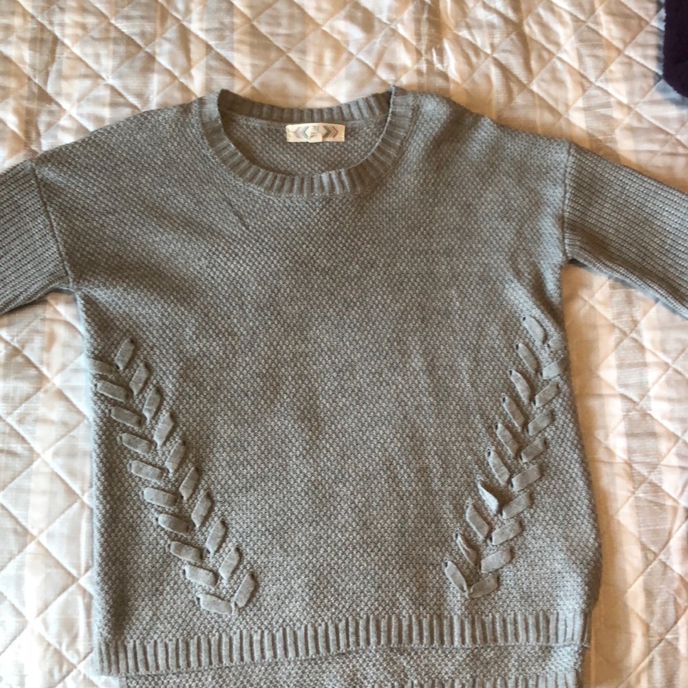 Grey sweater